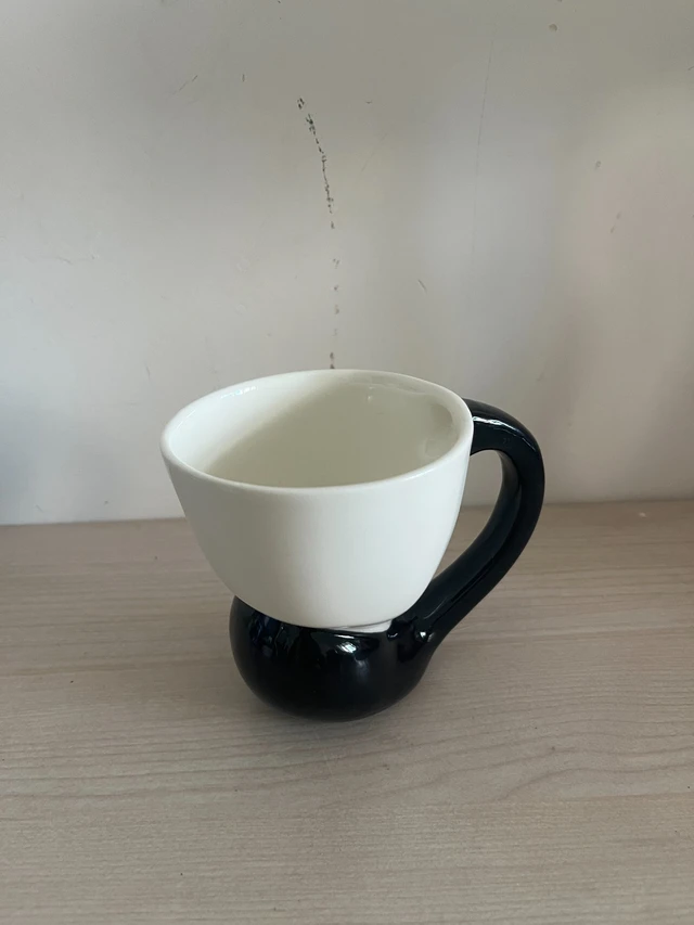 大柄环陶瓷杯斜前方样品实拍